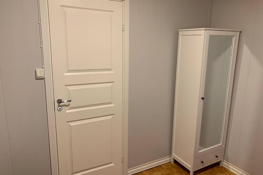 Koselig Hus I Havna Apartment Svolvaer Ngoại thất bức ảnh