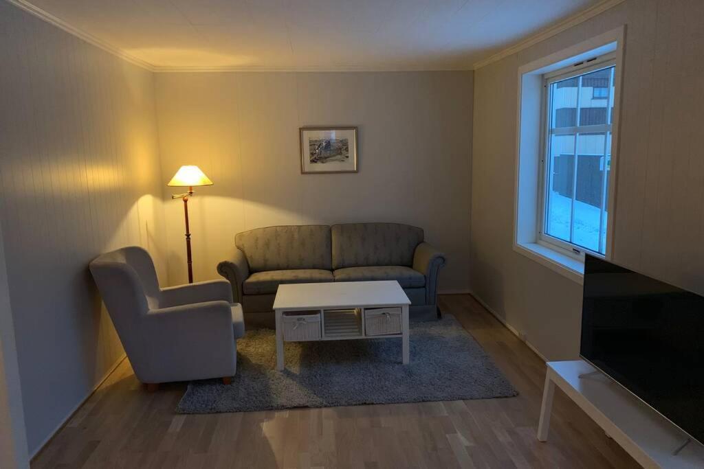 Koselig Hus I Havna Apartment Svolvaer Ngoại thất bức ảnh