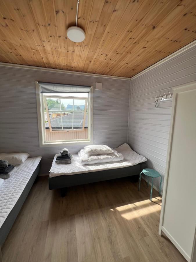 Koselig Hus I Havna Apartment Svolvaer Ngoại thất bức ảnh